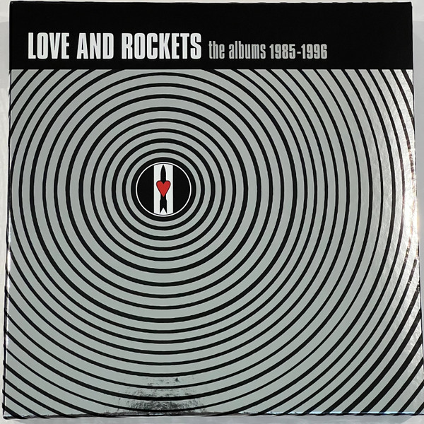 LOVE AND ROCKETS