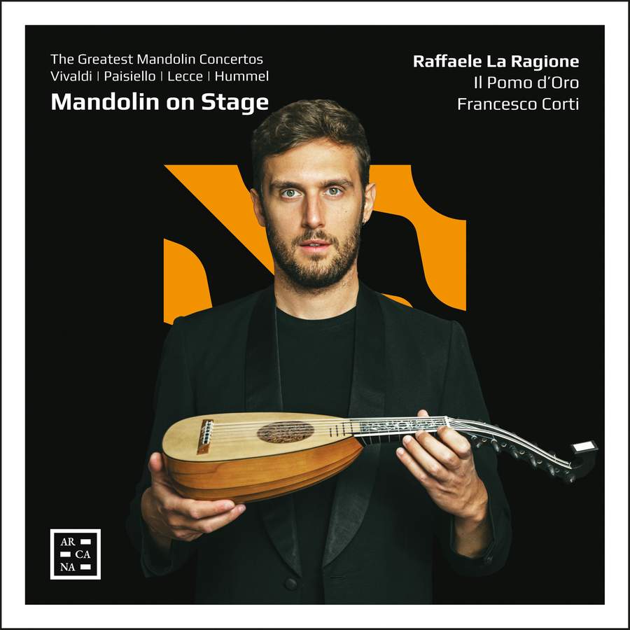 MANDOLIN ON STAGE