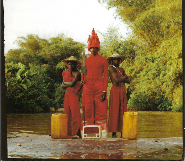 LA MAISON NOIR / THE BLACK HOU